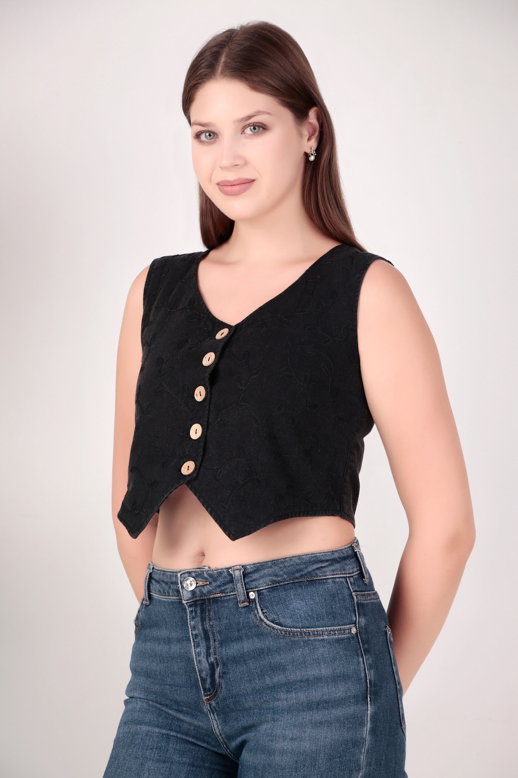 Ari Embroidery Vest - Image 5